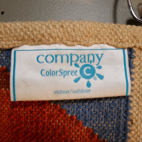 Company C ColorSpree 2’x3’ Rug, Doormat size, Multi-color triangles - Picture 7 of 13